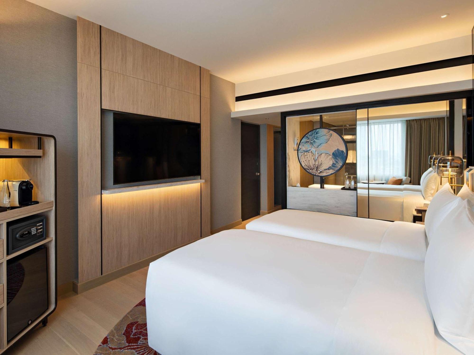 Moevenpick Hotel Jakarta City Centre Exteriör bild